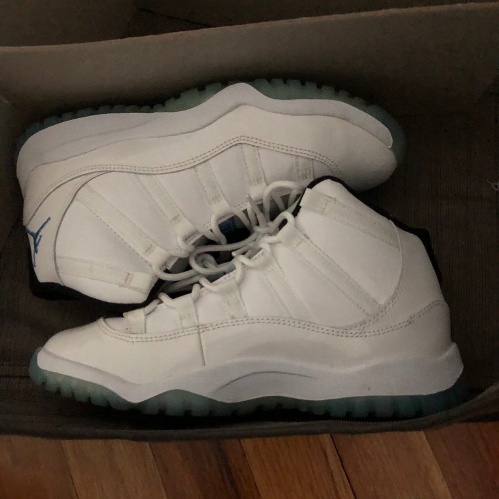 Legend Blue Jordan